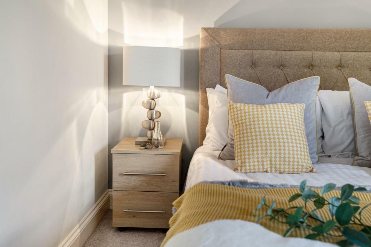 Stylish Cottage - Parking - Garden - Sleeps 6 Cambridge  Exterior foto